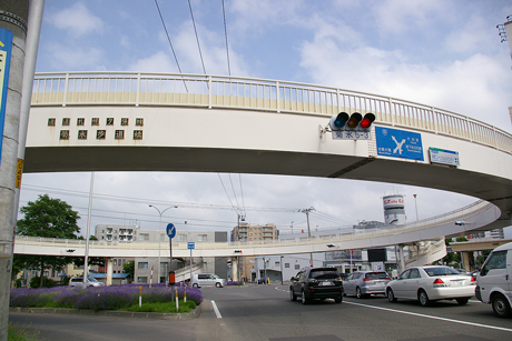 歩道橋