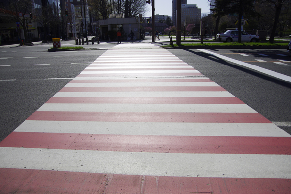 紅白横断歩道