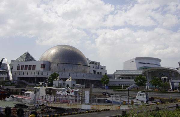 名古屋港水族館